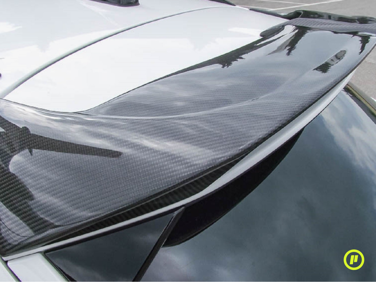 JE Design - Carbon Fiber Rear Wing Roof for Cupra Formentor (KM 2020+)