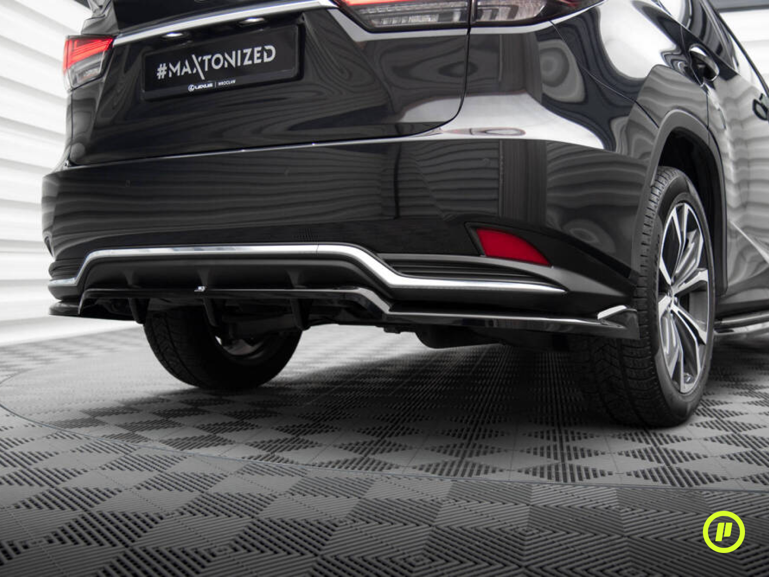 Maxton Design - Central Rear Splitter (with vertical bars) for Lexus RX F-Sport (AL20 Facelift 2019 - 2022)