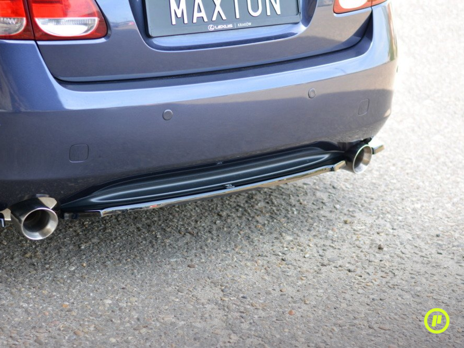 Maxton Design - Central Rear Splitter for Lexus GS (S190 2005 - 2007)