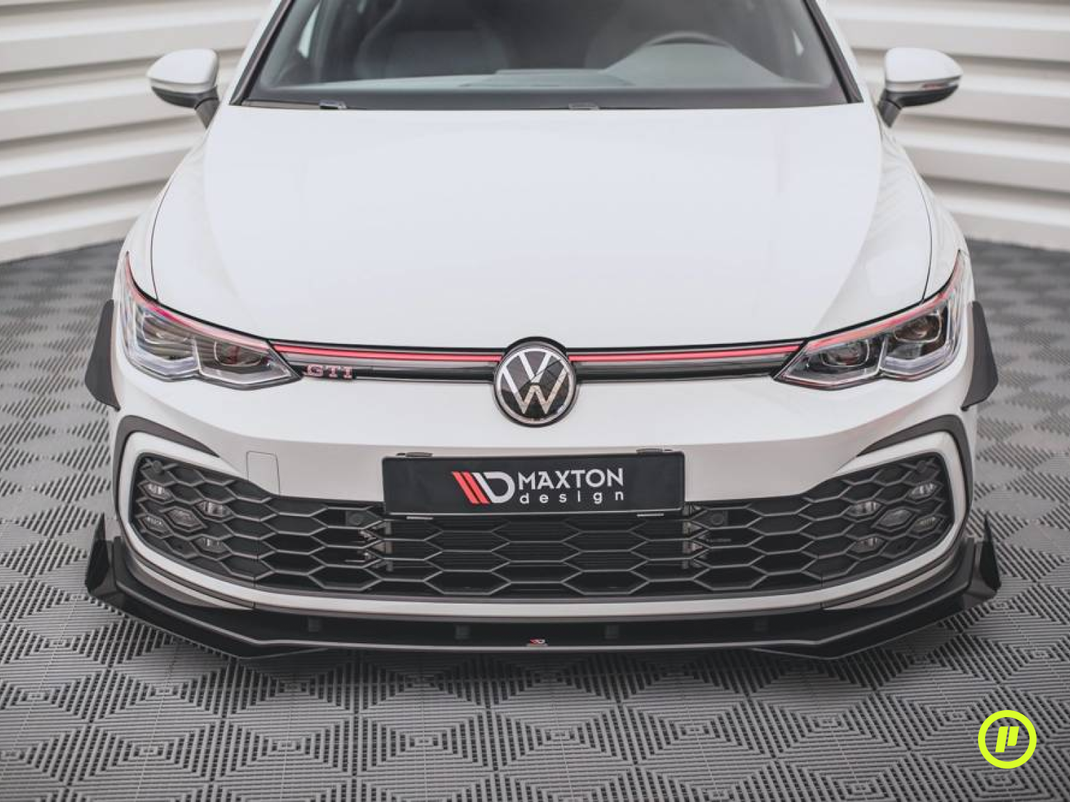 Maxton Design – Frontstoßstangenflügel (Canards) für Volkswagen Golf 8 GTI (Mk8 2019+)