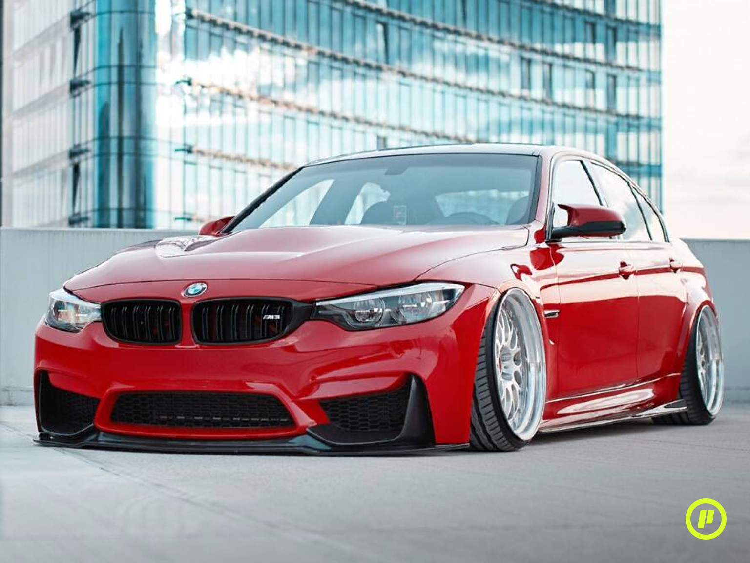 Maxton Design – Frontsplitter + Rahmen für seitliche Lufteinlässe für BMW M3 (F80 2014–2019).