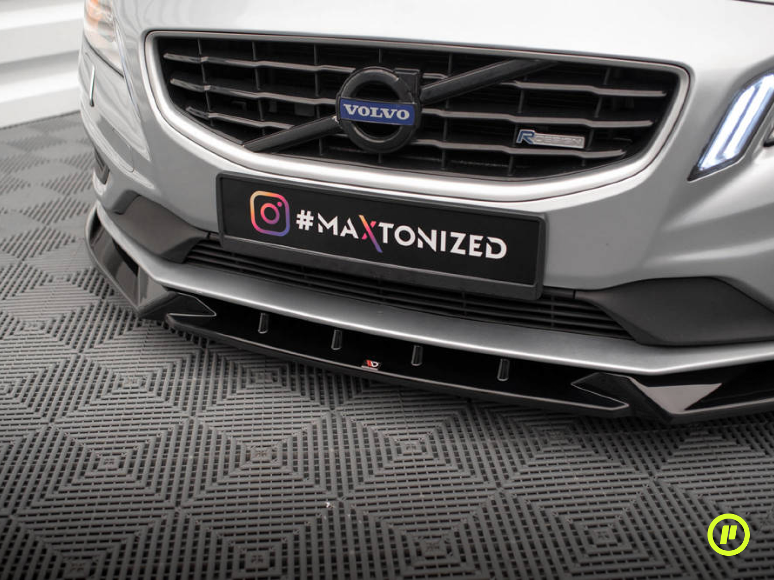 Maxton Design - Front Splitter v1 for Volvo S60 R-Design (P3 2010-2014)