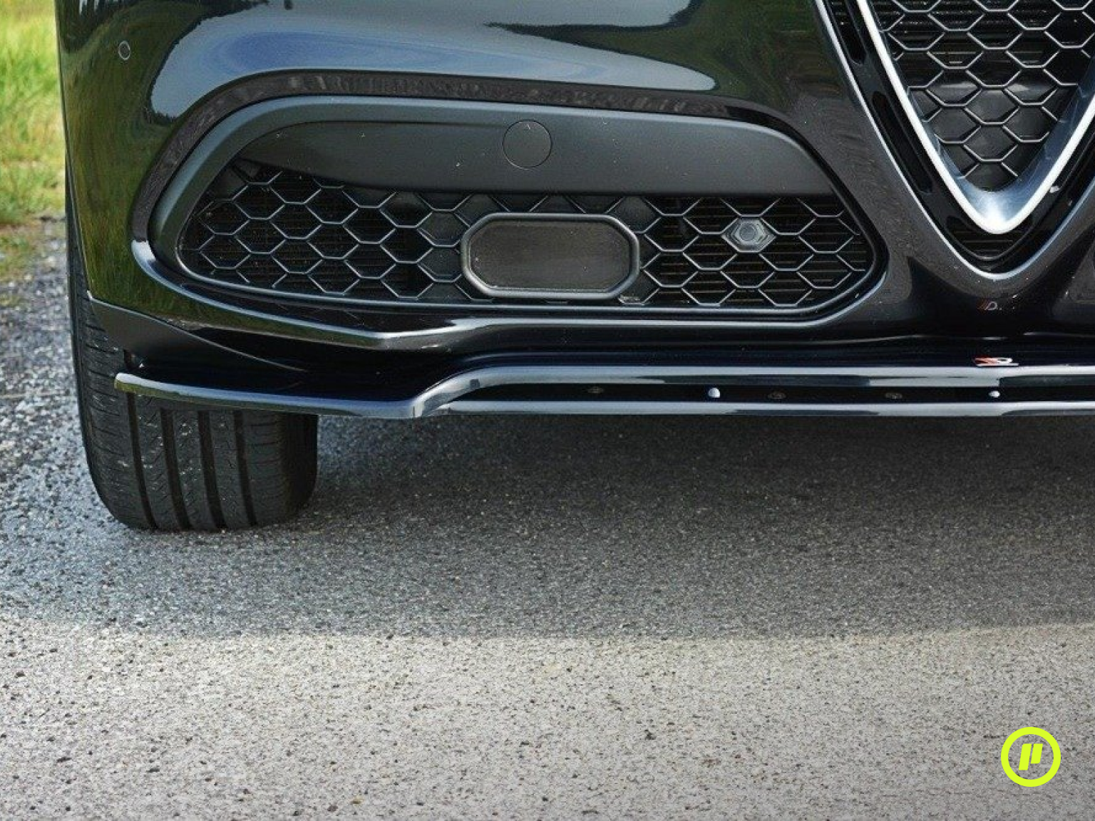 Maxton Design - Front Splitter v2 for Alfa Romeo Stelvio (949 2016+)