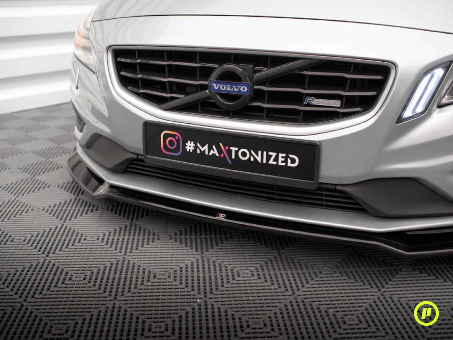 Maxton Design - Front Splitter v2 for Volvo S60 R-Design (P3 2010-2014)