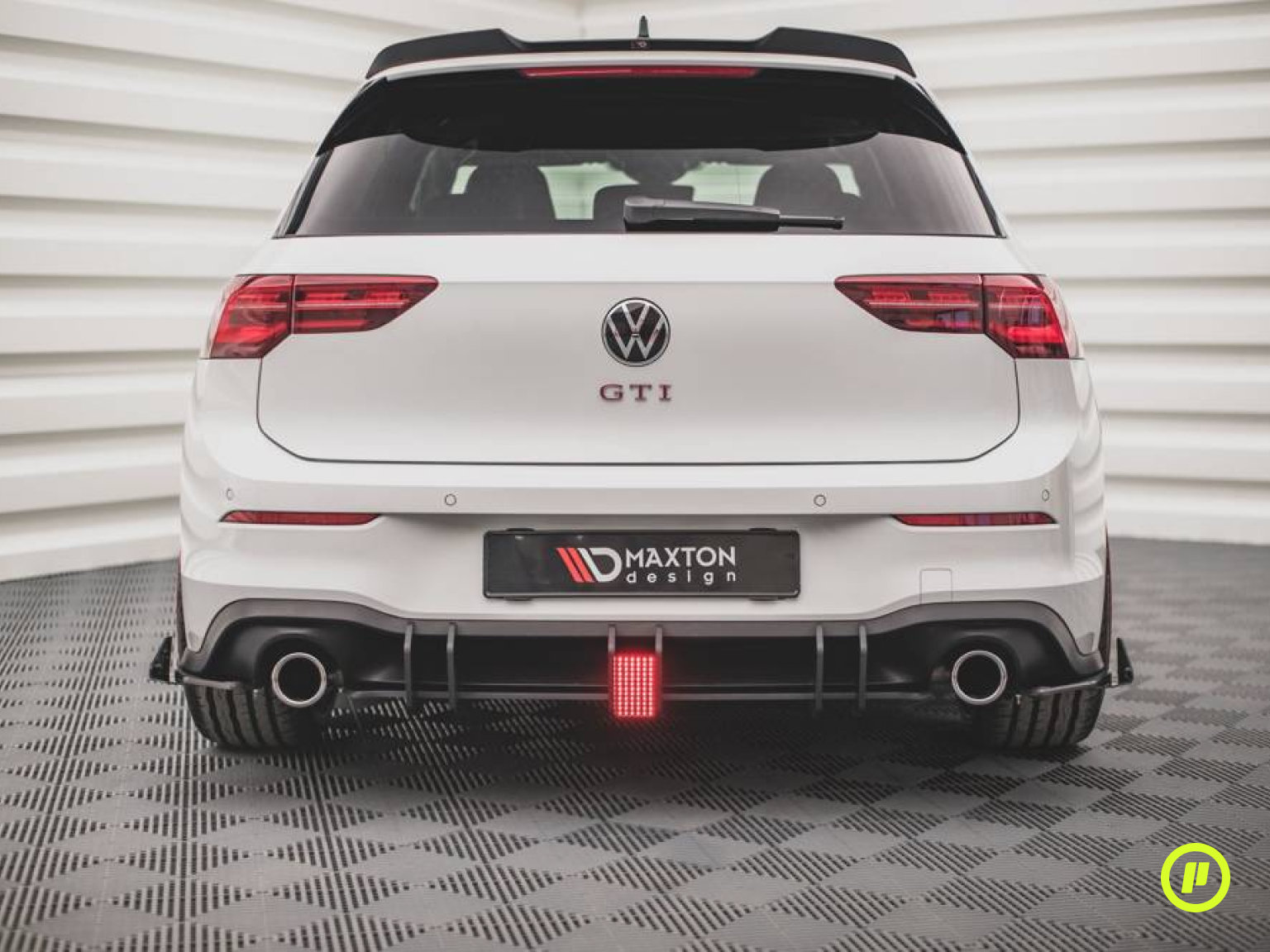 Maxton Design - LED-Bremslicht für Volkswagen Golf 8 GTI (Mk8 2019+)