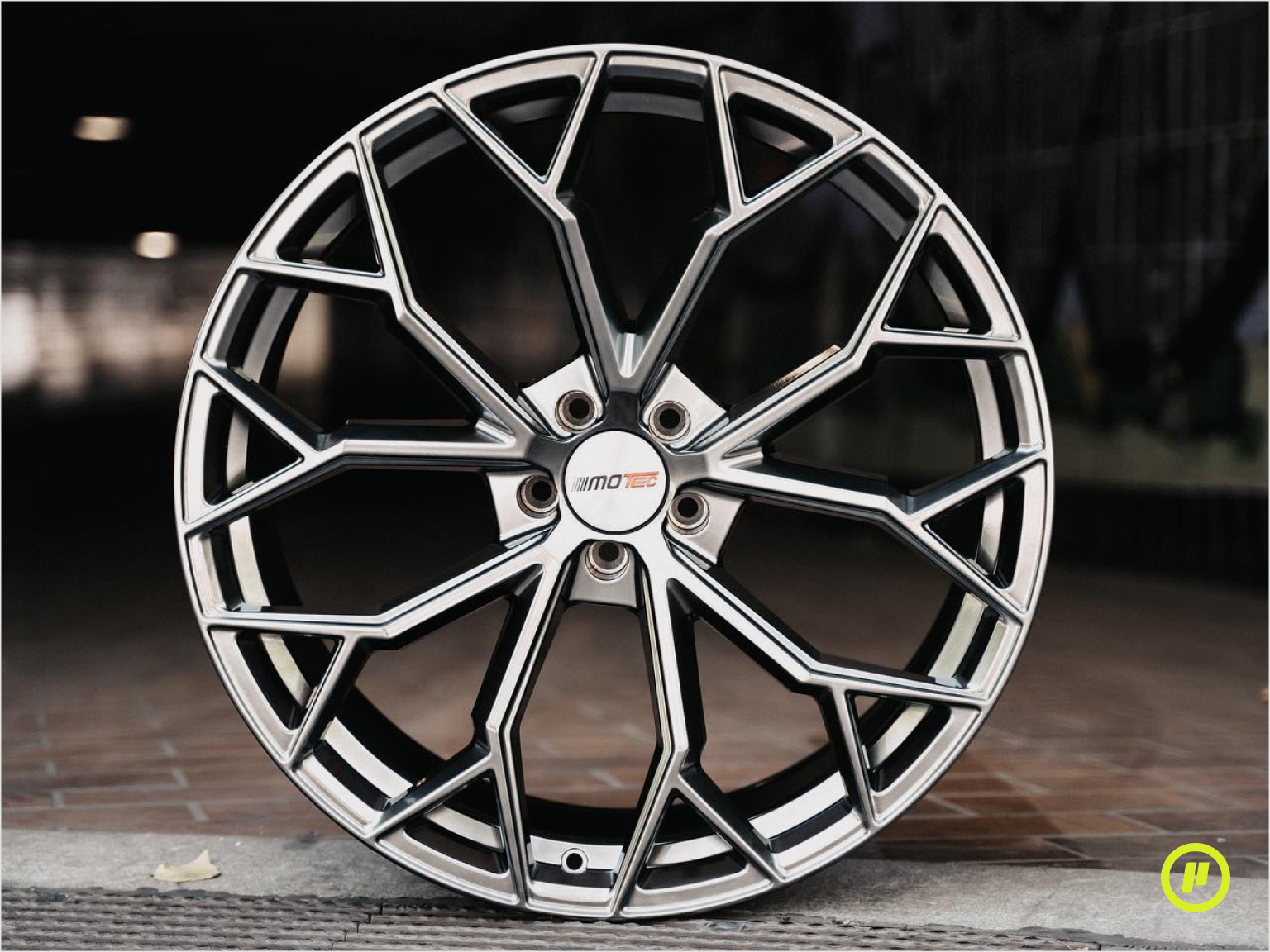 Motec Wheels - MCT17-Bull 20” 9J | ET 45 | 5x112 [2 Colors]