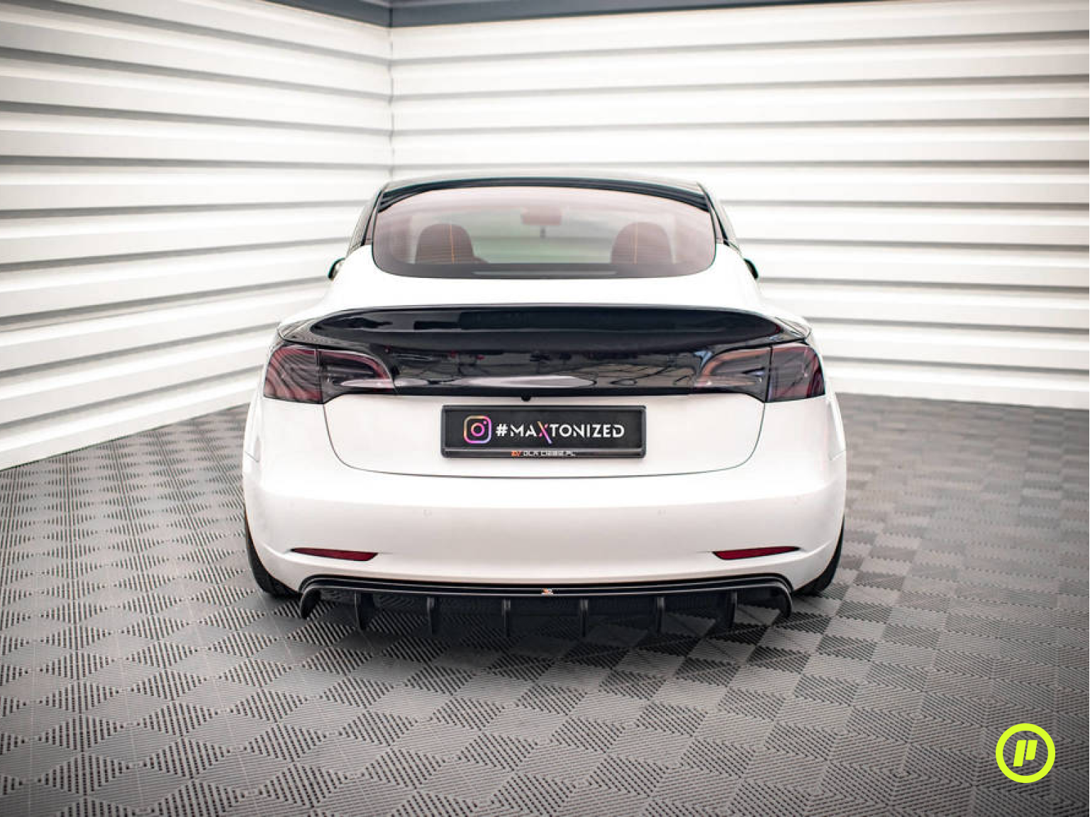 Maxton Design - Rear Valance v2 for Tesla Model 3 (2017+)
